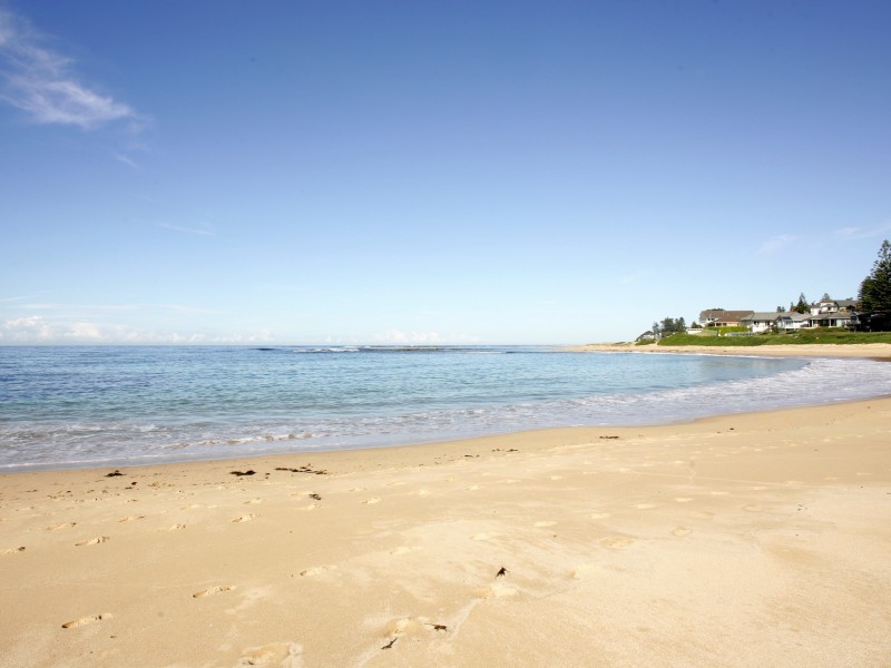 1/2-4 Yethonga Avenue, Blue Bay NSW 2261