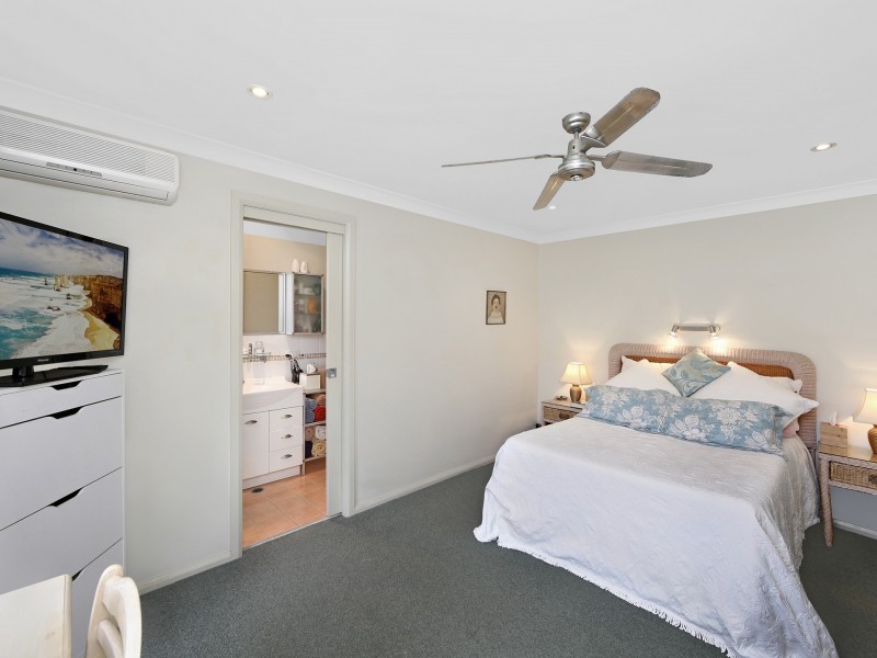 19 Point Street, Bateau Bay NSW 2261