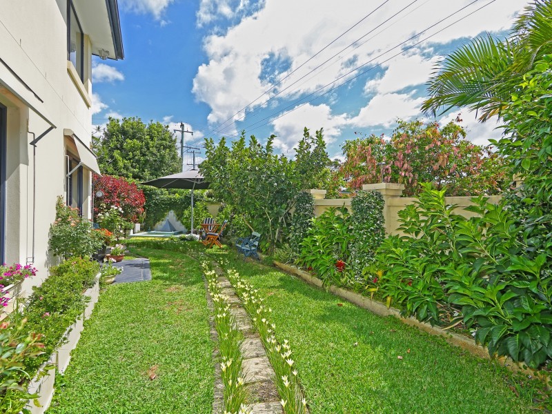 19 Point Street, Bateau Bay NSW 2261