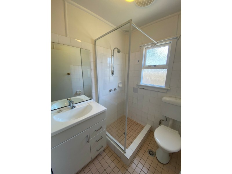 3/6 Yeddenba Avenue, Blue Bay NSW 2261