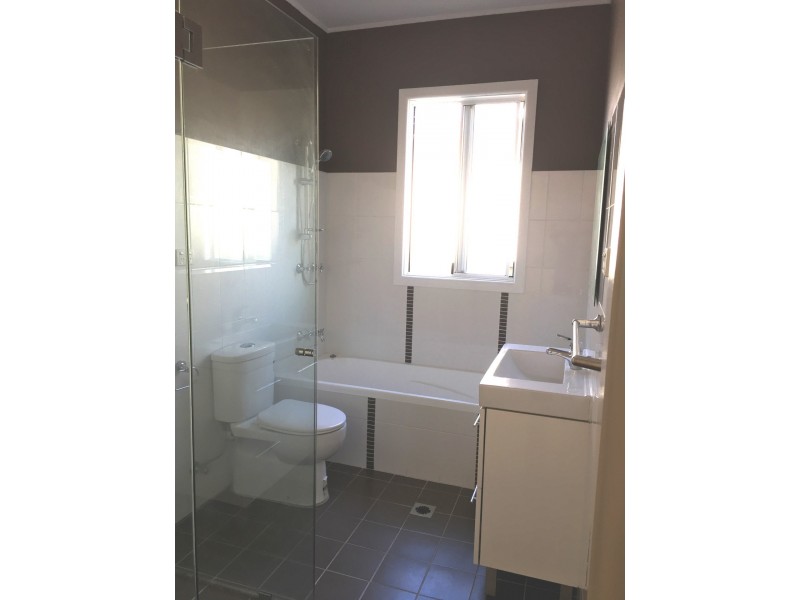 12 Bay Road, The Entrance NSW 2261