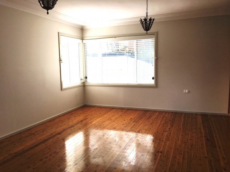 12 Bay Road, The Entrance NSW 2261