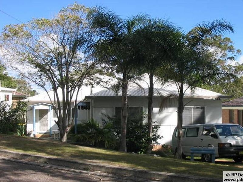 1/5 Rickard Street, Bateau Bay NSW 2261