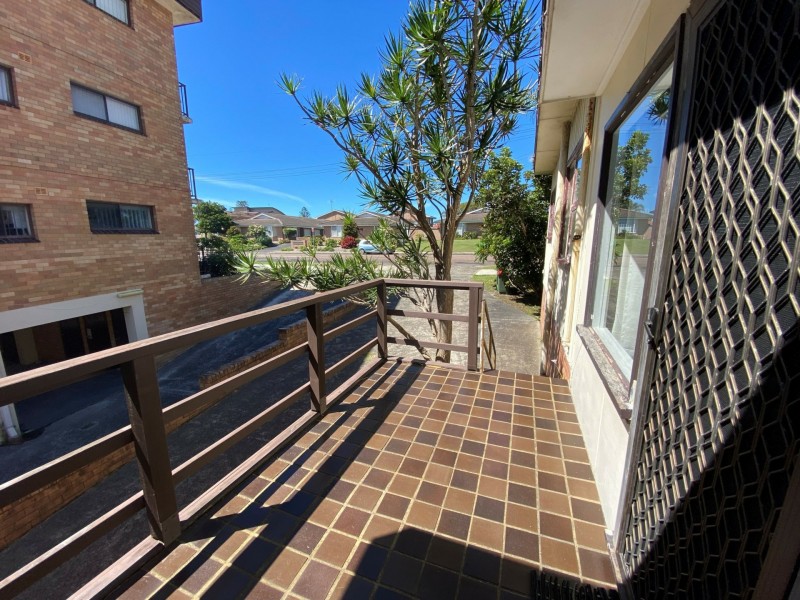 2/56 Dening Street, The Entrance NSW 2261