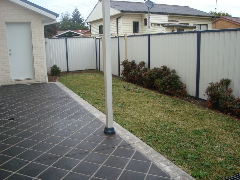 2/139 Ocean Parade, Blue Bay NSW 2261
