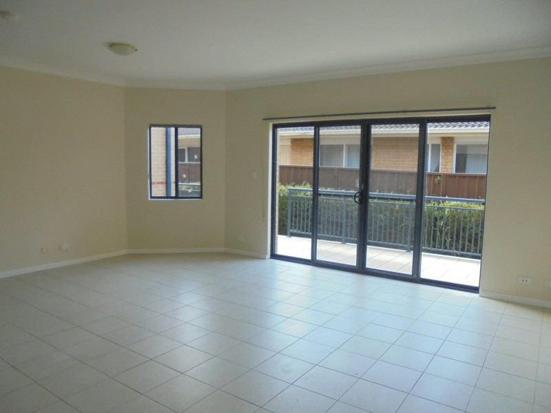 2/28 Oakland Avenue, The Entrance NSW 2261