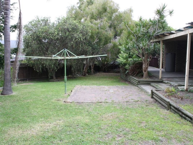 2 Sherwood Close, Bateau Bay NSW 2261