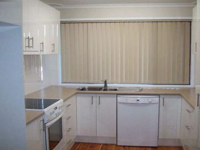 22 Sierra Avenue, Bateau Bay NSW 2261