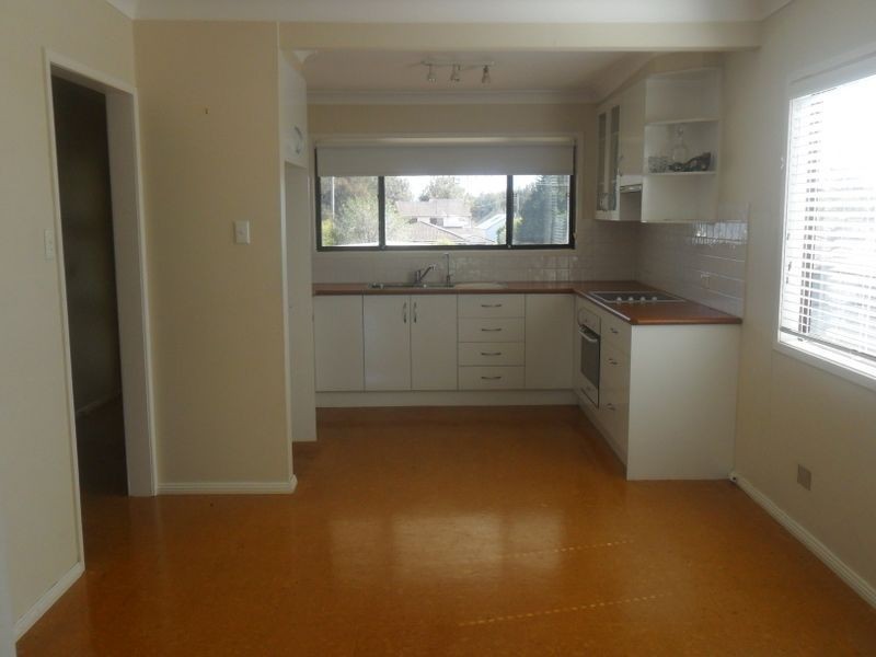 25 McGirr Avenue, The Entrance NSW 2261