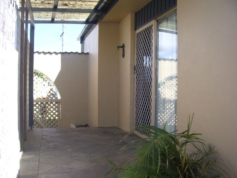 4 Eloora Road, Toowoon Bay NSW 2261