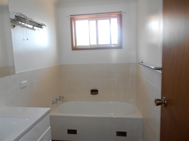 2/34-36 Rhodin Drive, Long Jetty NSW 2261