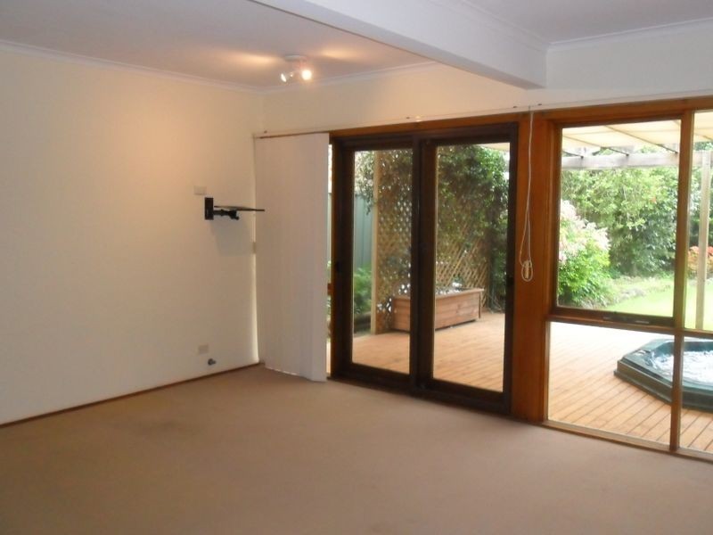 173 Lakedge Avenue, Berkeley Vale NSW 2261