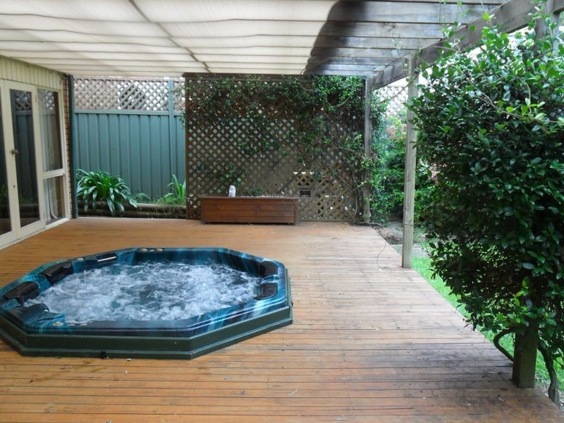 173 Lakedge Avenue, Berkeley Vale NSW 2261