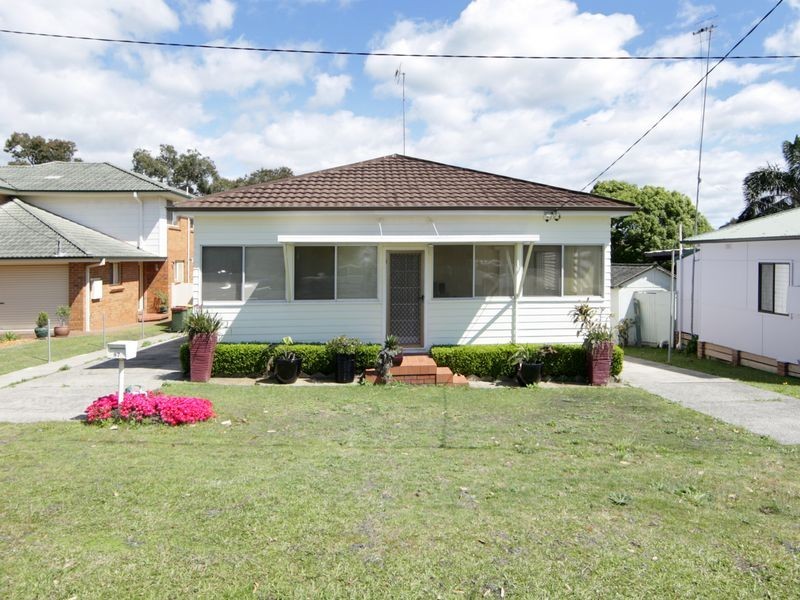 87 Lakeside Parade, The Entrance NSW 2261