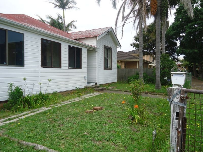 8 Duncan Street, The Entrance NSW 2261