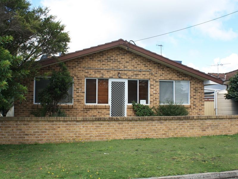 7 Manning Road, The Entrance NSW 2261