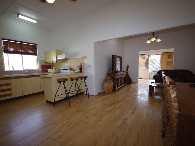 7 Manning Road, The Entrance NSW 2261