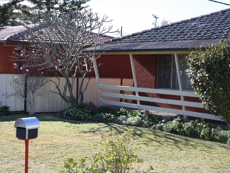 8 Broonarra Street, The Entrance NSW 2261