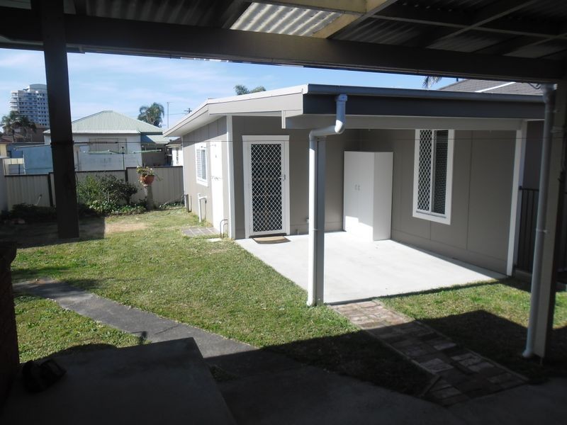 8 Broonarra Street, The Entrance NSW 2261