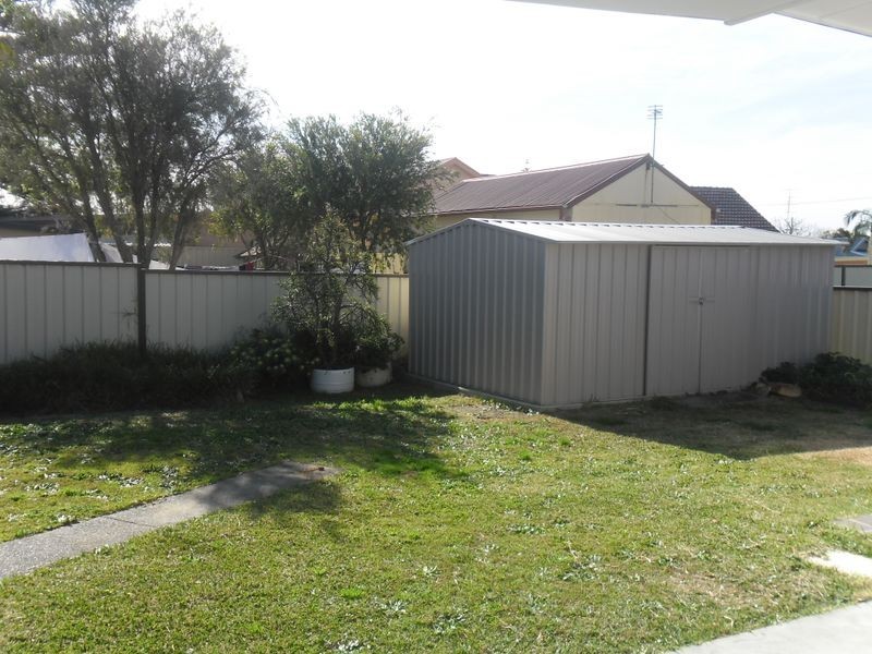 8 Broonarra Street, The Entrance NSW 2261