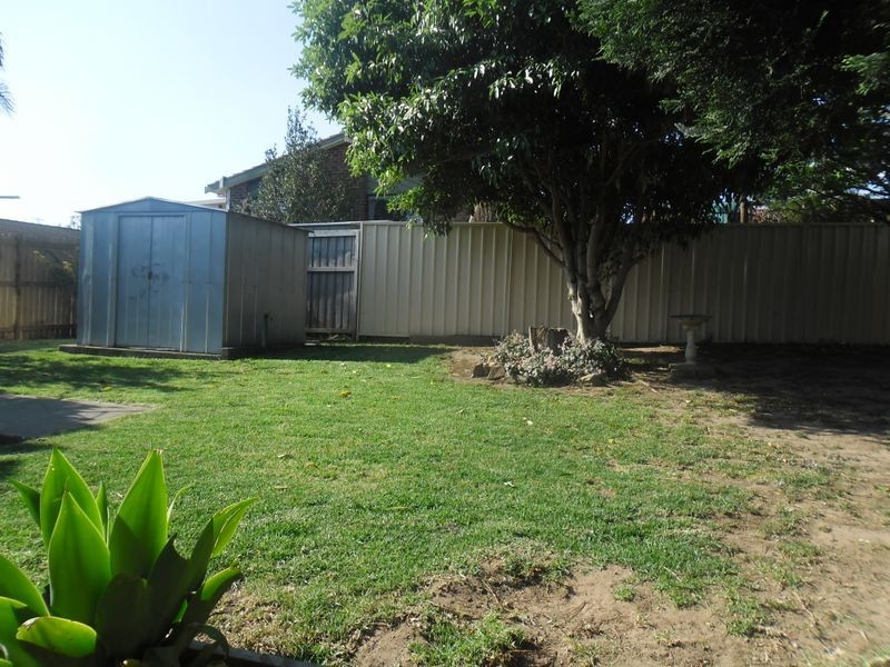 11 Pendant Parade, Killarney Vale NSW 2261