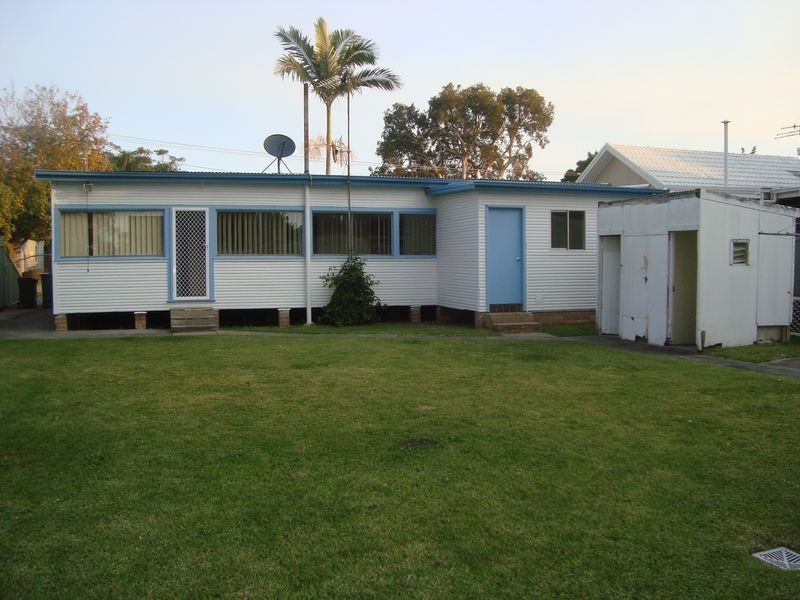 6 Surf Street, Long Jetty NSW 2261