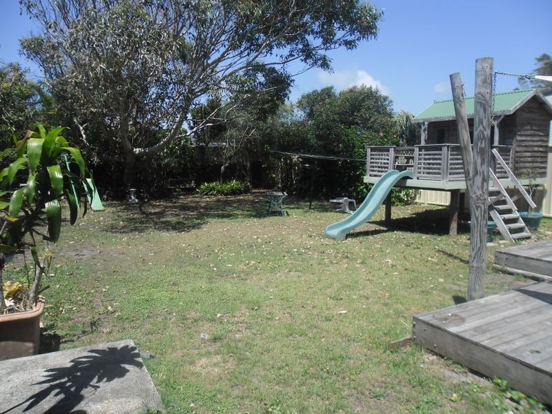 37 Bondi Road, The Entrance North NSW 2261