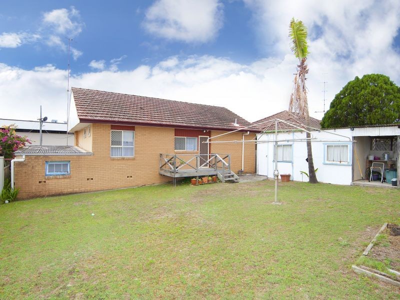 31 Warrigal Street, The Entrance NSW 2261