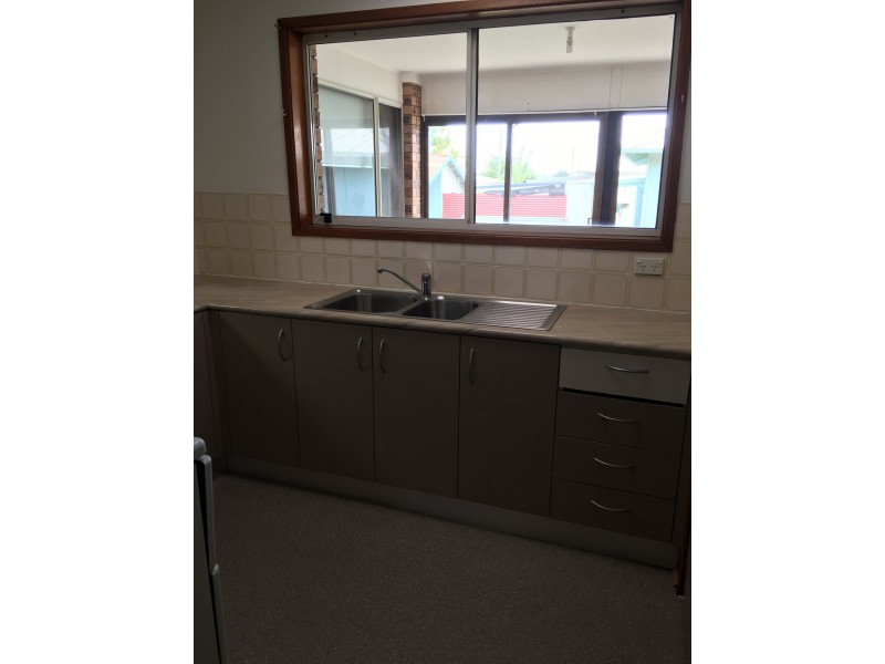 1/9 Warrigal Street, The Entrance NSW 2261