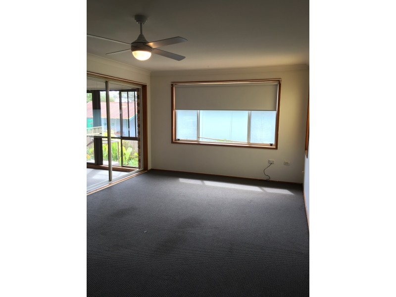 1/9 Warrigal Street, The Entrance NSW 2261
