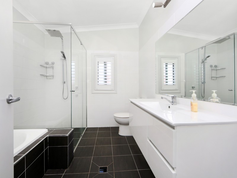 10 Anzac Road, Long Jetty NSW 2261