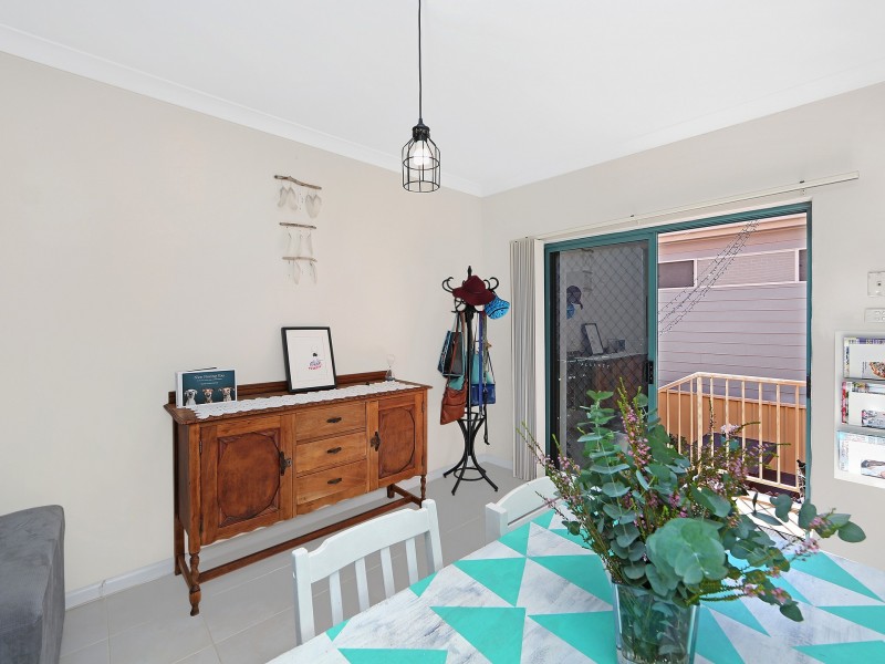 2/86 Hutton Road, The Entrance North NSW 2261