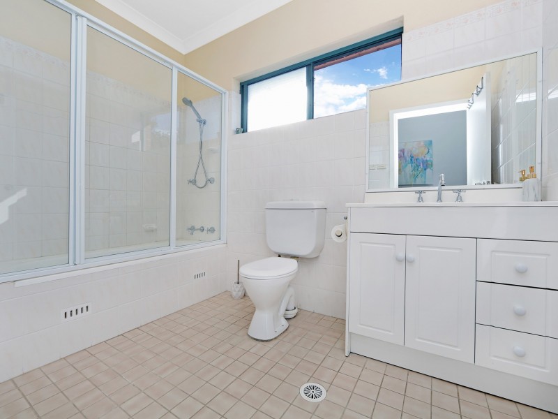 2/86 Hutton Road, The Entrance North NSW 2261