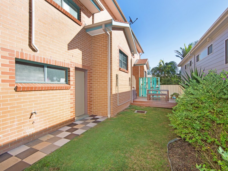 2/86 Hutton Road, The Entrance North NSW 2261