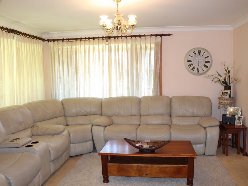 17 Bay Road, The Entrance NSW 2261