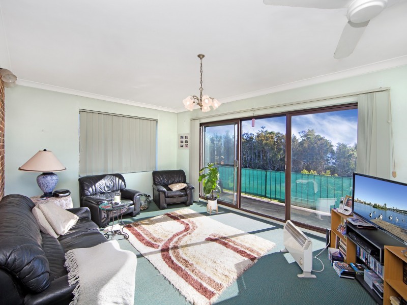 1/6 Lynch Crescent, The Entrance North NSW 2261