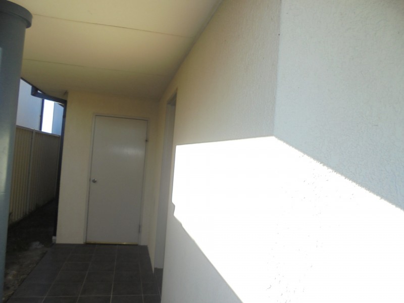 8/74 Hutton Road, The Entrance North NSW 2261