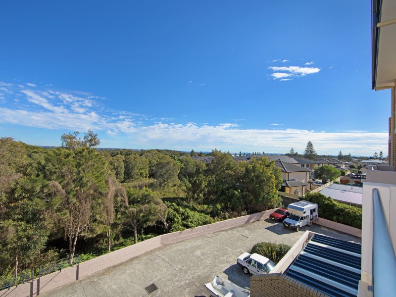 27/54-66 Hutton Road, The Entrance North NSW 2261