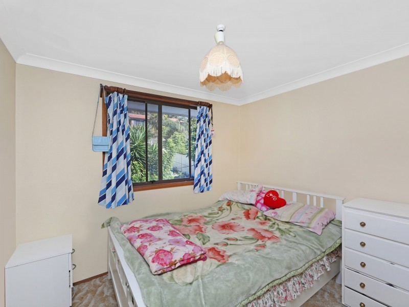 40 Wyong Road, Berkeley Vale NSW 2261
