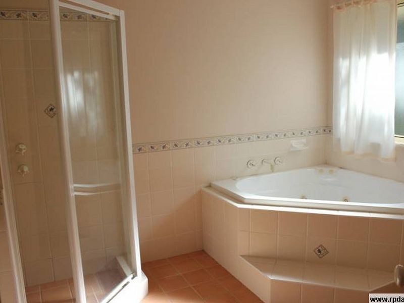 62 Narambi Road, Buff Point NSW 2262