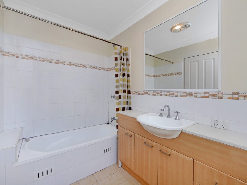 8/74 Hutton Road, The Entrance North NSW 2261