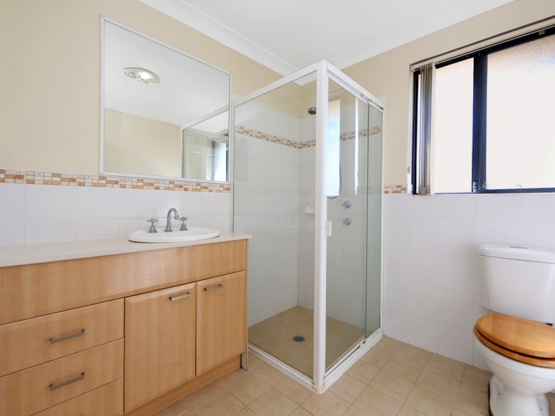 8/74 Hutton Road, The Entrance North NSW 2261