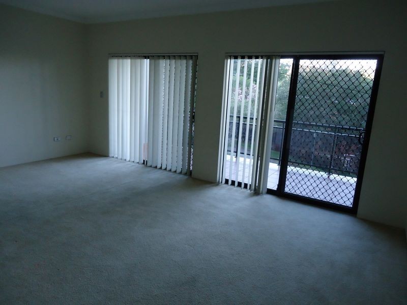 2/61 Donnison Street, West Gosford NSW 2250