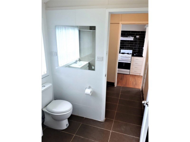 33A Torrens Avenue, The Entrance NSW 2261