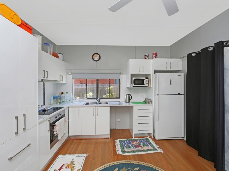 51 Anzac Road, Long Jetty NSW 2261