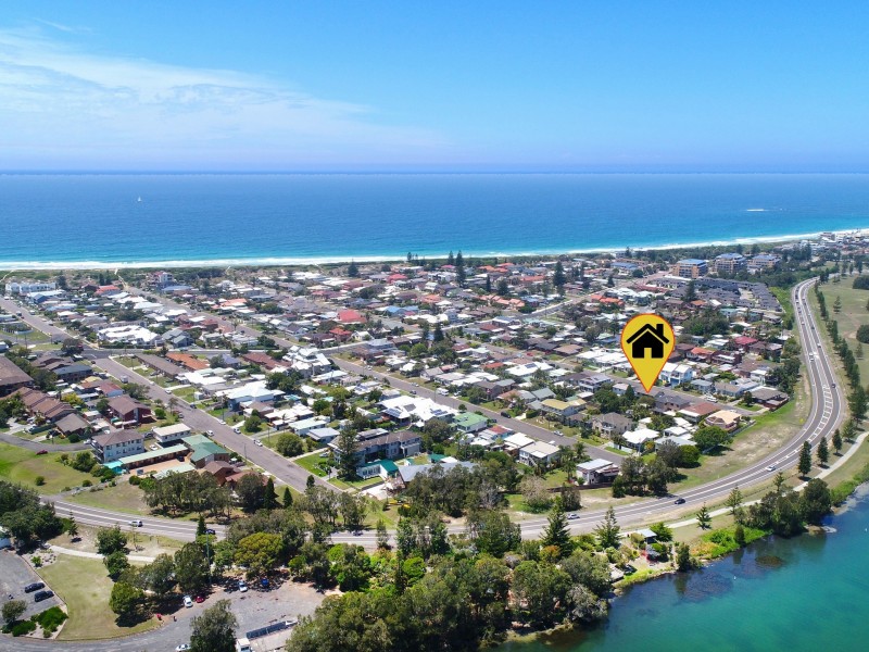 6 Manly Parade, The Entrance North NSW 2261