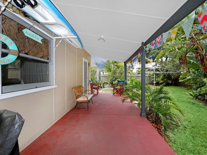 6 Manly Parade, The Entrance North NSW 2261