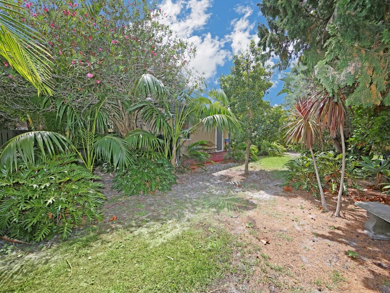 6 Manly Parade, The Entrance North NSW 2261