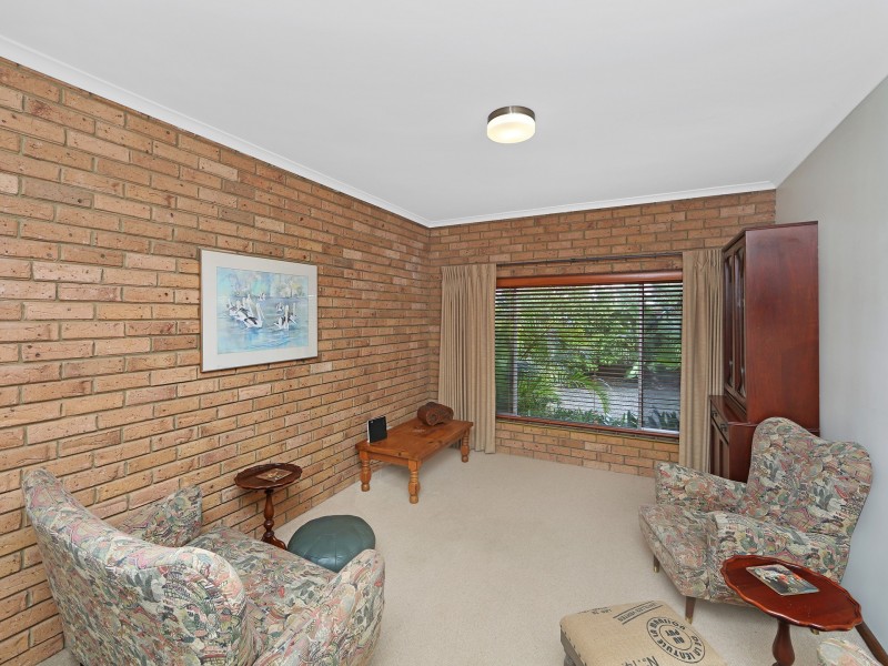 6 Manly Parade, The Entrance North NSW 2261