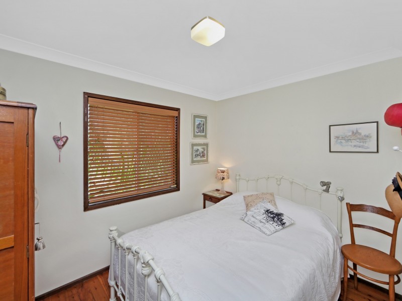 6 Manly Parade, The Entrance North NSW 2261